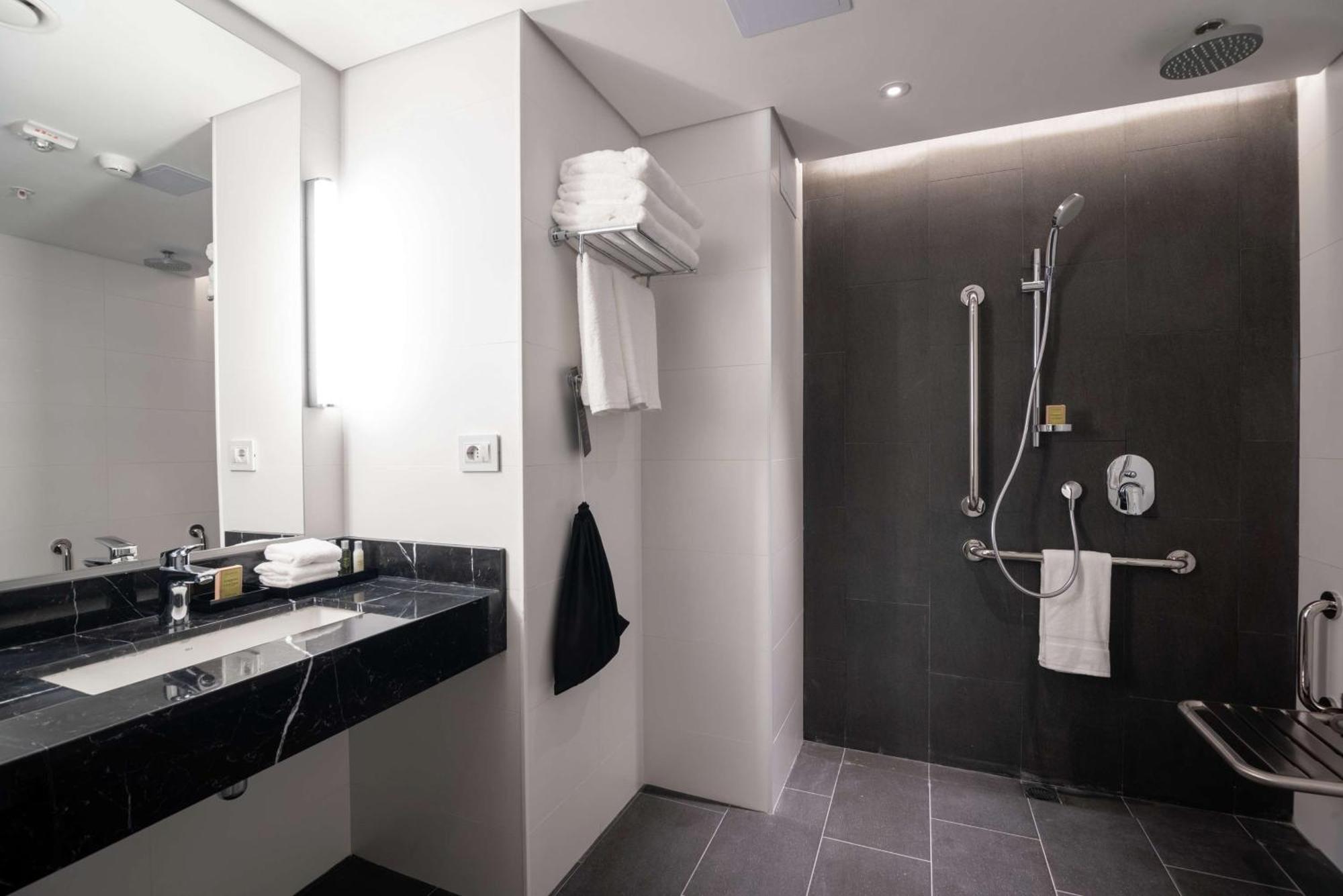 מלון Soro Montevideo, Curio Collection By Hilton מראה חיצוני תמונה